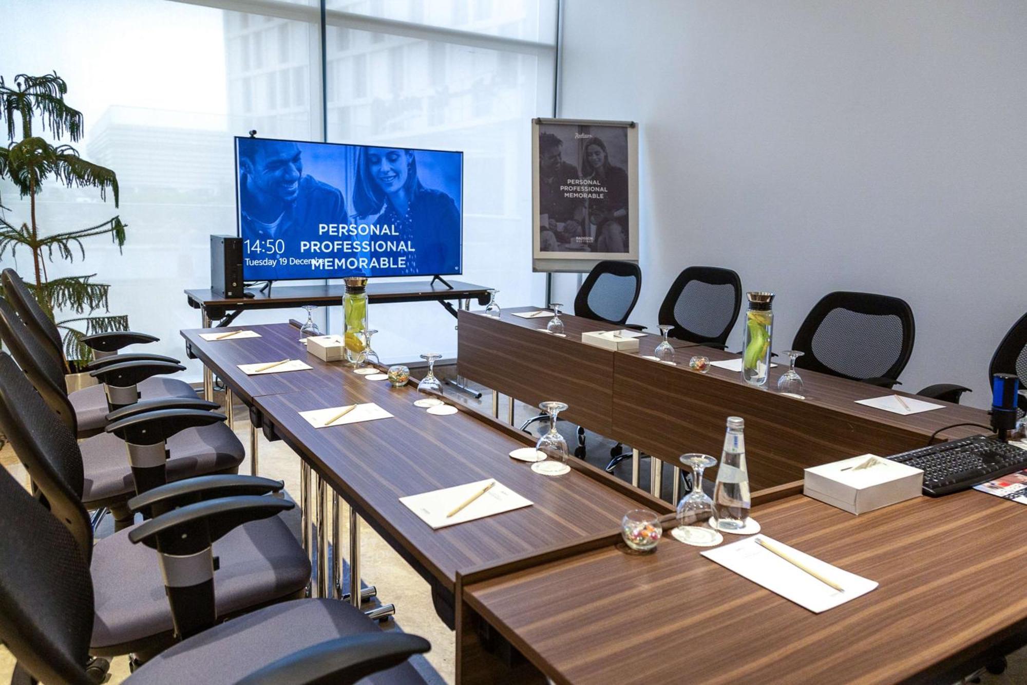 Radisson Hotel & Apartments Dammam Industrial City Εξωτερικό φωτογραφία