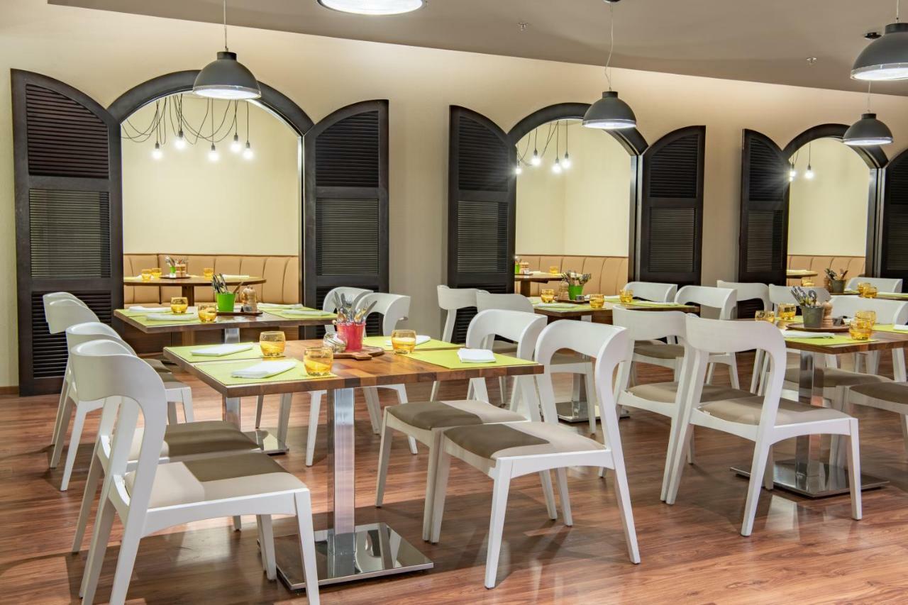 Radisson Hotel & Apartments Dammam Industrial City Εξωτερικό φωτογραφία