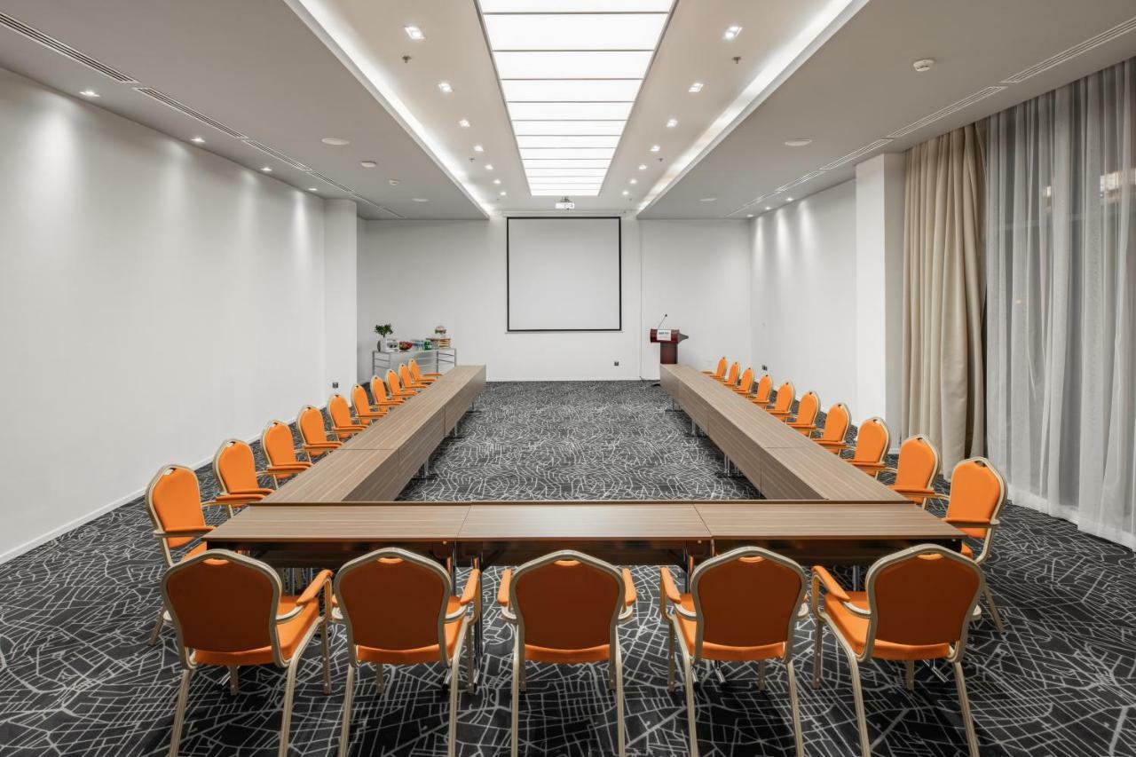 Radisson Hotel & Apartments Dammam Industrial City Εξωτερικό φωτογραφία