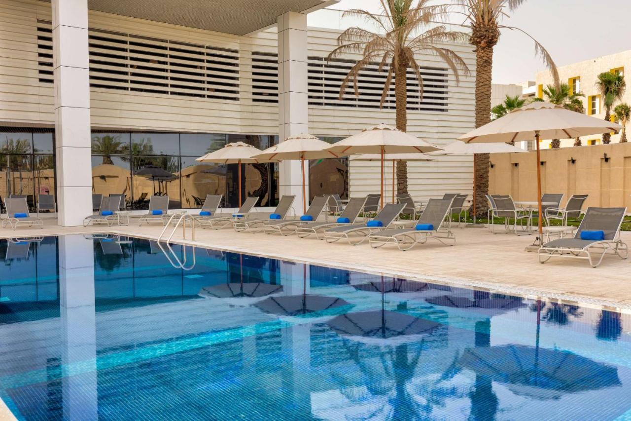 Radisson Hotel & Apartments Dammam Industrial City Εξωτερικό φωτογραφία